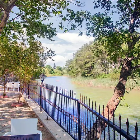 Lemonpark House Resort