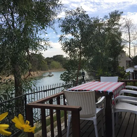 אתר נופש Lemonpark House אנטליה